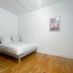 Charming Apartment Near Bastille
